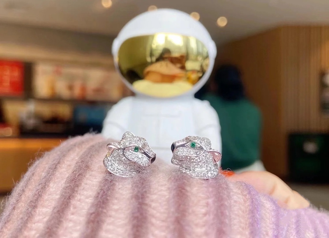 replica Cartier Full Paved Diamond Leopard Stud Earrings - H Lin Jewelry