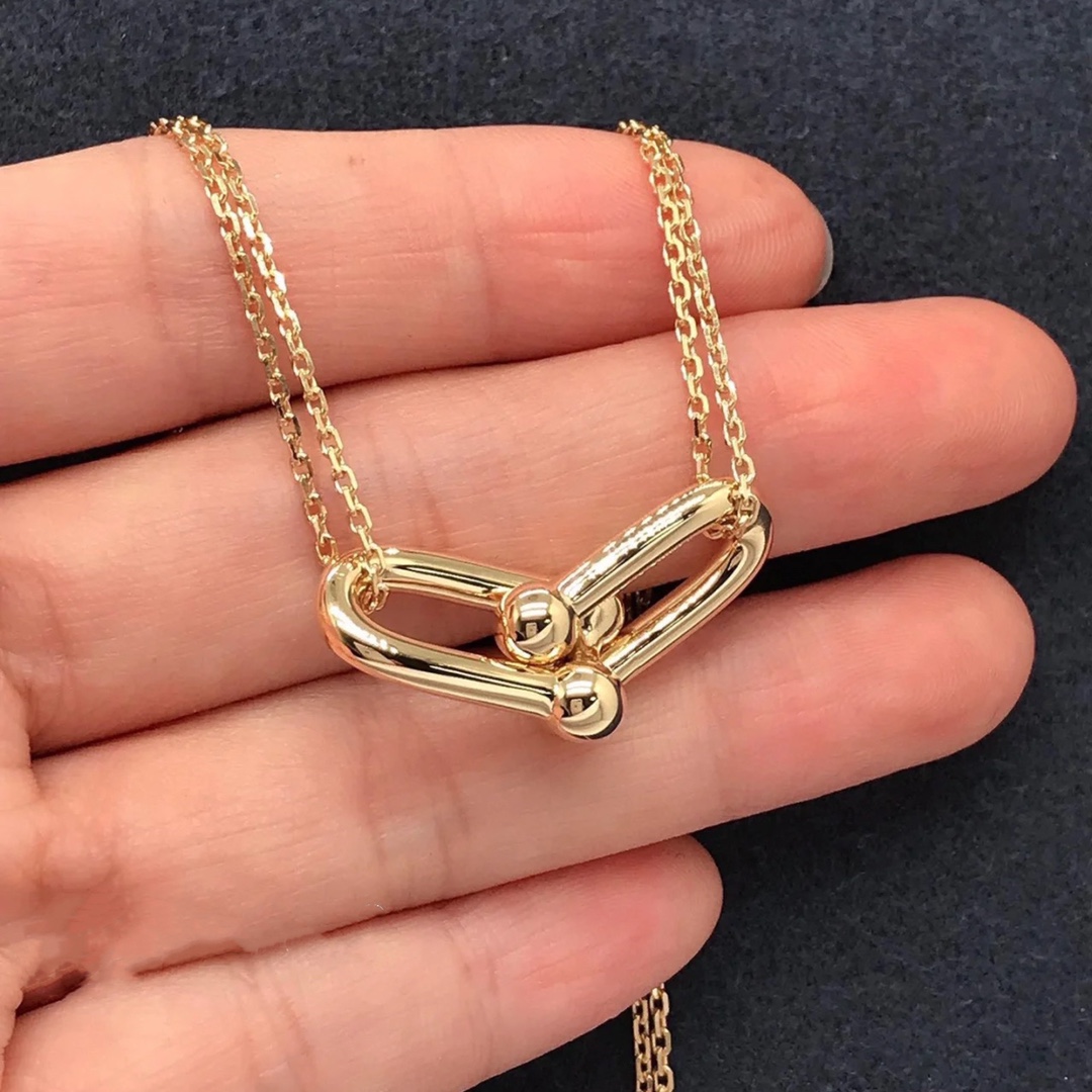 replica Tiffany Double Horseshoe Clasp Pendant Necklace - H Lin Jewelry