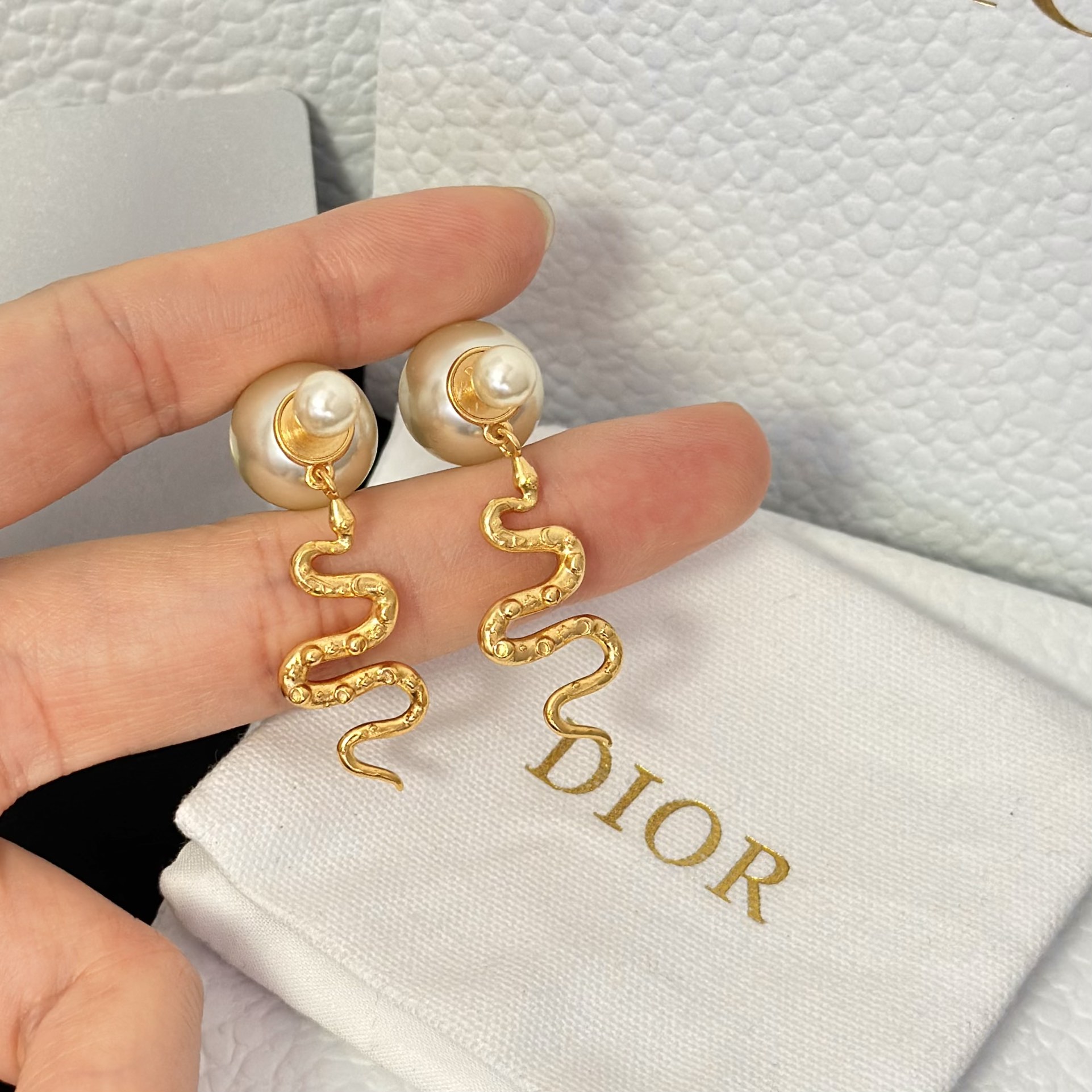 replica 2025 Dior Dragon Pearl Earrings - H Lin Jewelry