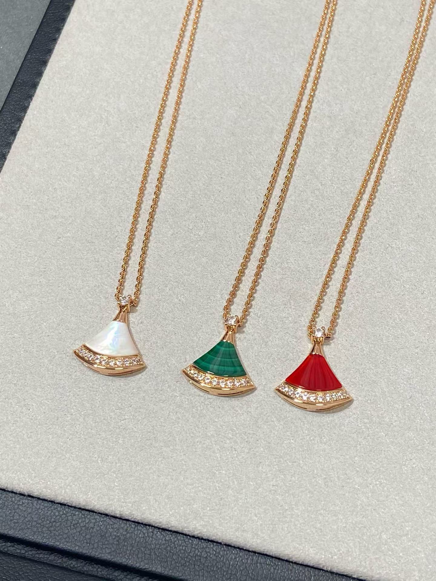 replica Bvlgari Divas' Dream Necklace - H Lin Jewelry