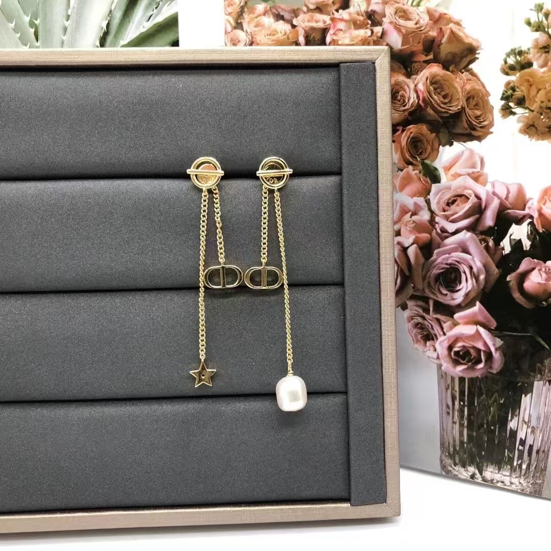 replica Dior Asymmetric Star Pearl Dangle Long Earrings - H Lin Jewelry