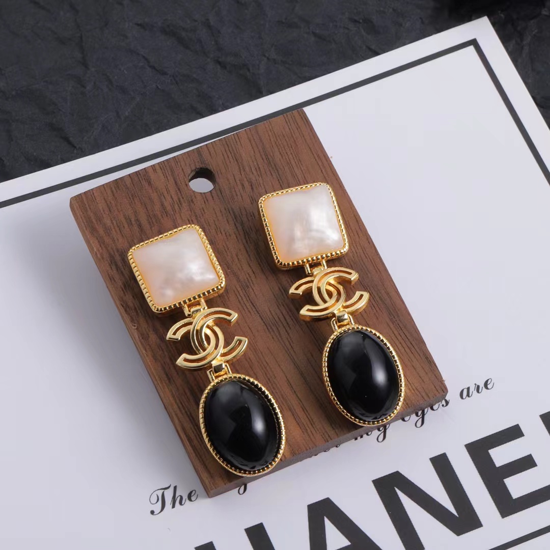 replica Chanel Retro Style Earrings - H Lin Jewelry