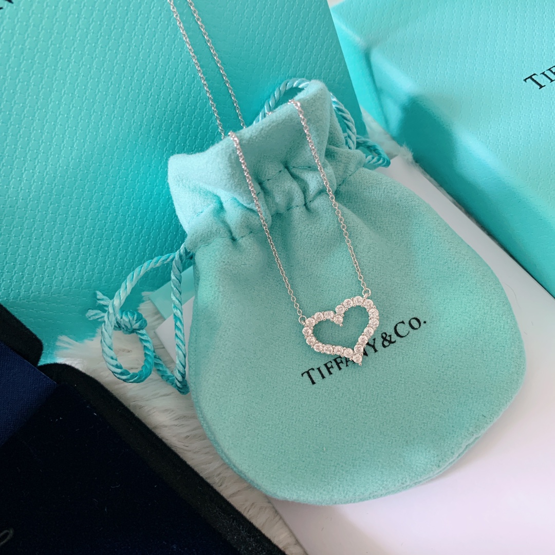 replica Tiffany Medium Full Diamond Love Heart Pendant Necklace - H Lin Jewelry