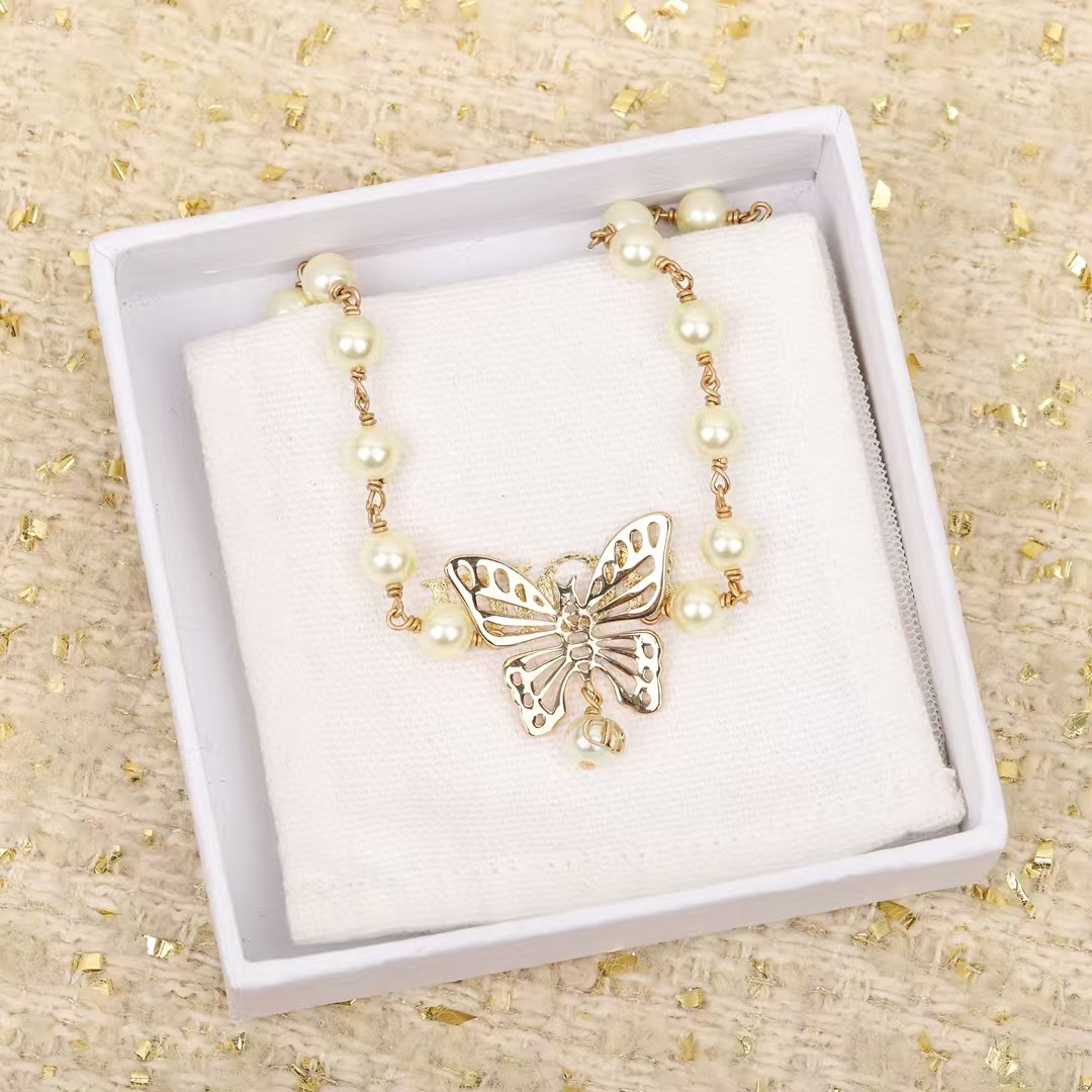 replica Dior Hollow Butterfly Pendant Pearl Necklace - H Lin Jewelry