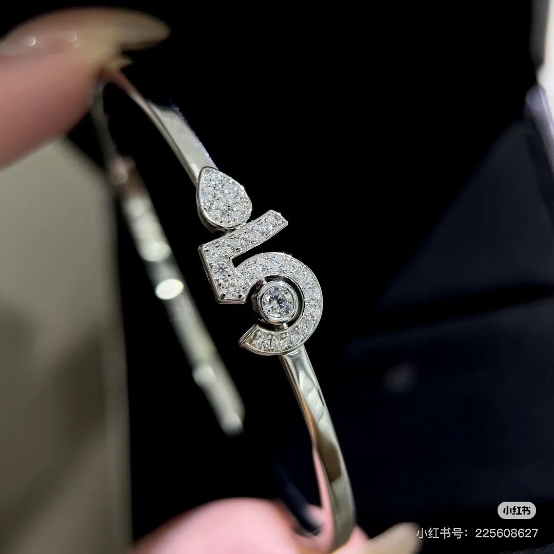 replica Chanel NO.5 Bangle Bracelet - H Lin Jewelry