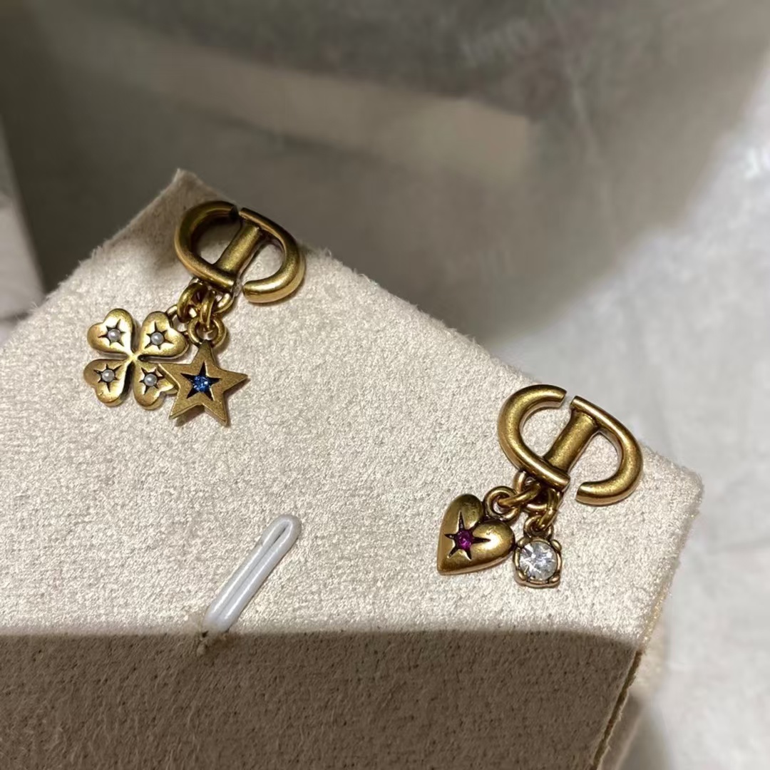 replica Dior Vintage Asymmetric Clover Star Heart Earrings - H Lin Jewelry