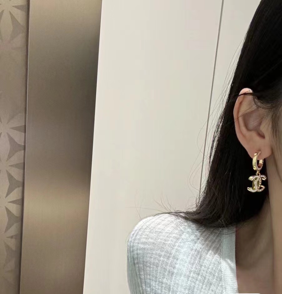 replica Chanel Half Enamel Half Diamond Double C Earrings - H Lin Jewelry