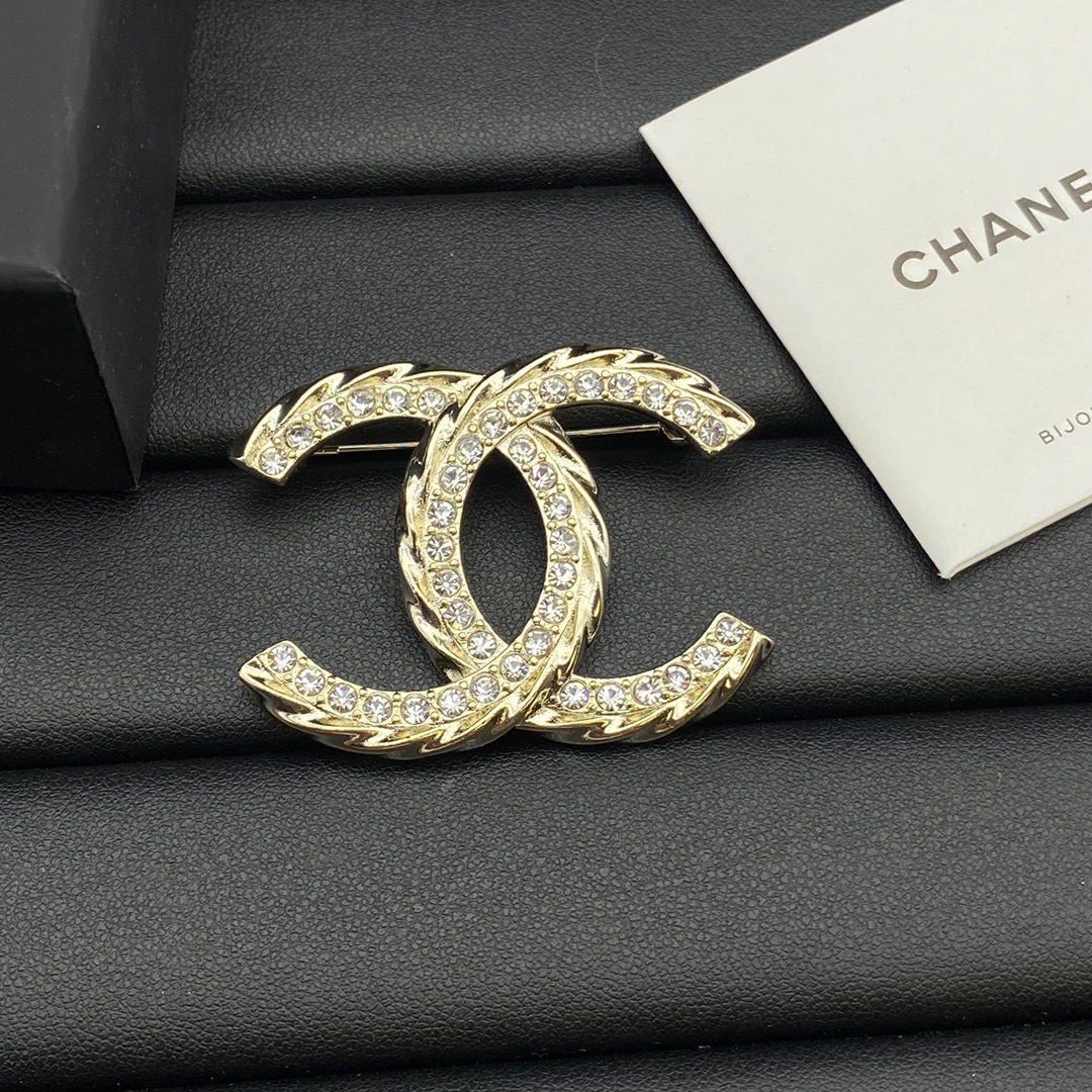replica Chanel Light Gold Diamond CC Brooch - H Lin Jewelry