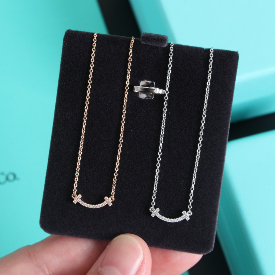 replica Tiffany Mini Smile Pendant Necklace - H Lin Jewelry