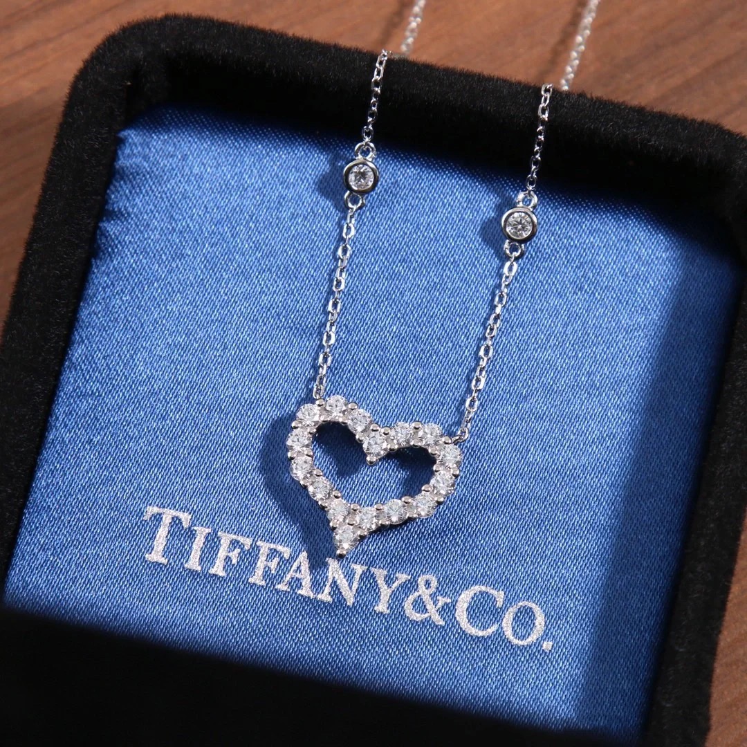 replica Tiffany Diamond Paved Love Heart Pendant Necklace in White Gold Color - H Lin Jewelry