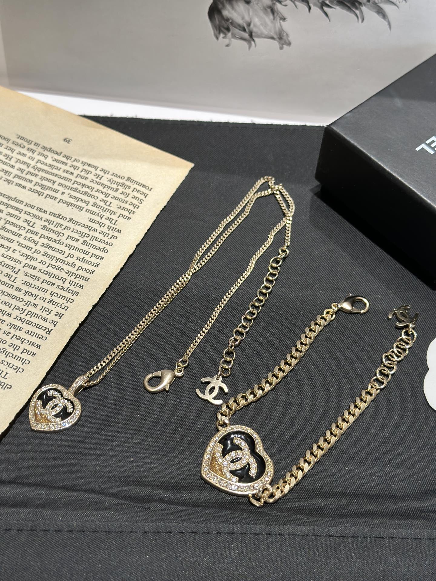 replica Chanel Colorblock Gold Black Heart Bracelet Earrings Necklace - H Lin Jewelry