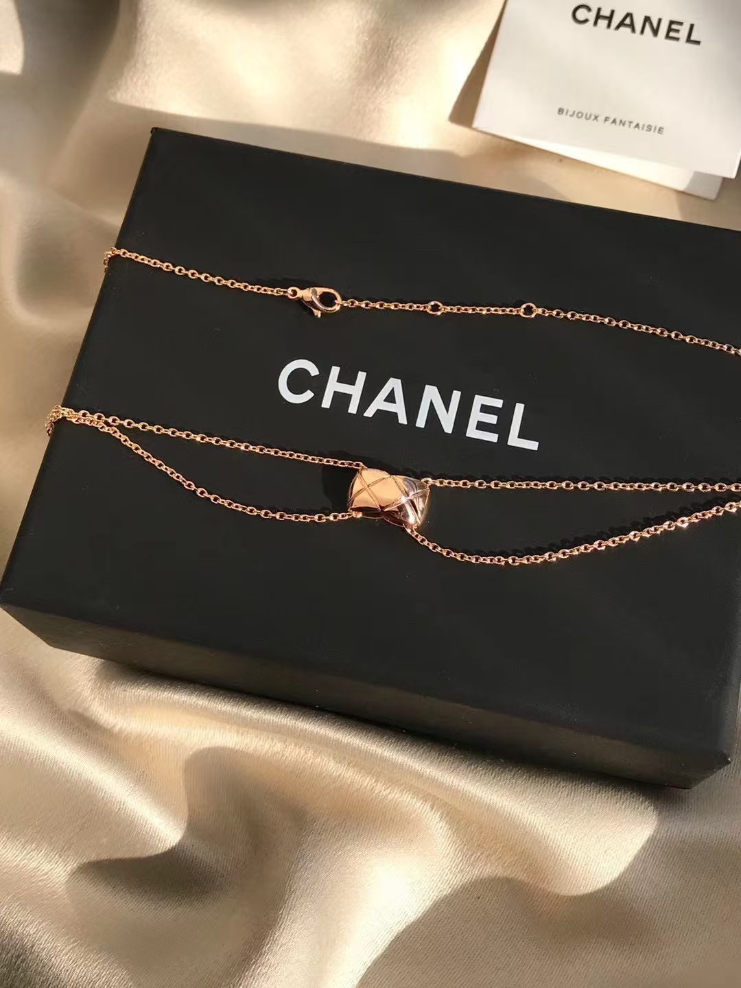 replica Chanel Coco Crush Rose Gold Necklace - H Lin Jewelry