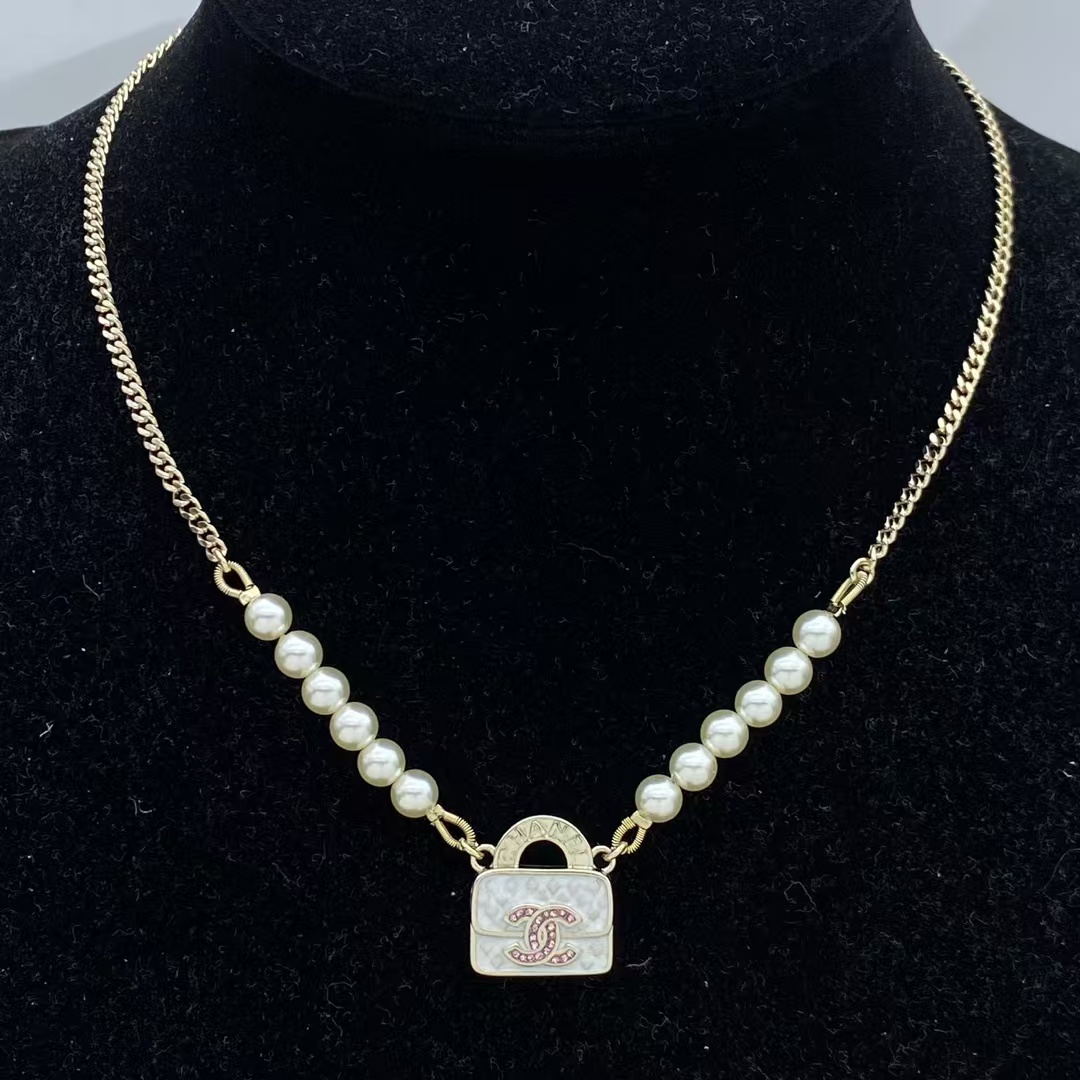 replica Chanel Bag Pendant Pearl Chain Necklace - H Lin Jewelry