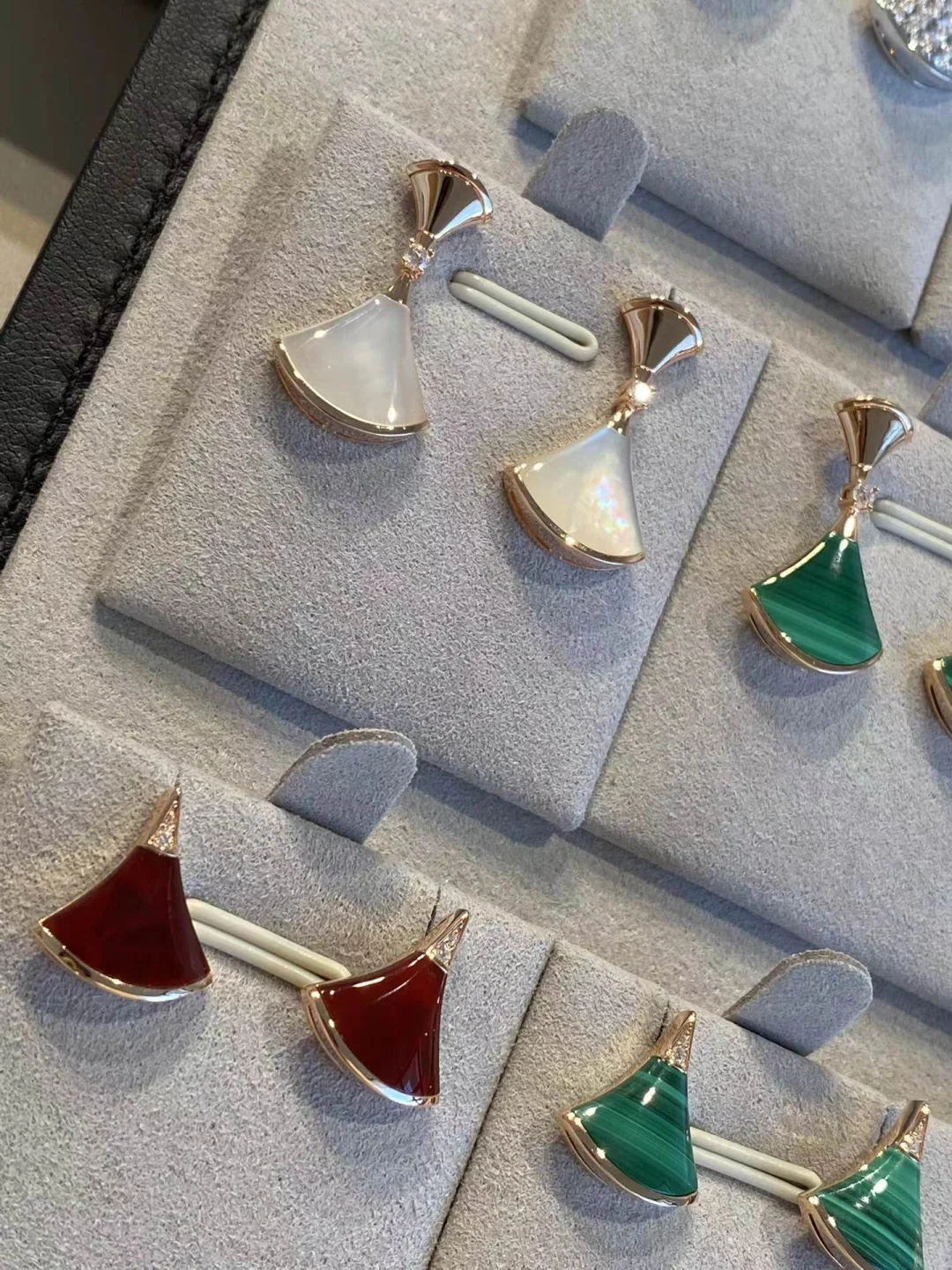 replica Bvlgari Divas’ Dream Earrings - H Lin Jewelry