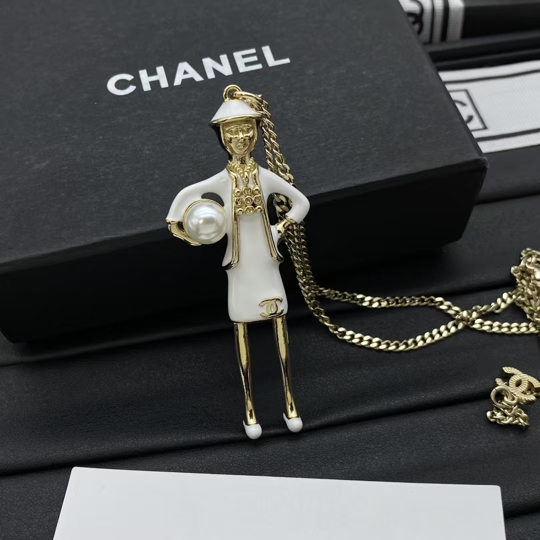 replica Chanel Coco Mademoiselle Figurine Enamel Gold Tone Necklace - H Lin Jewelry
