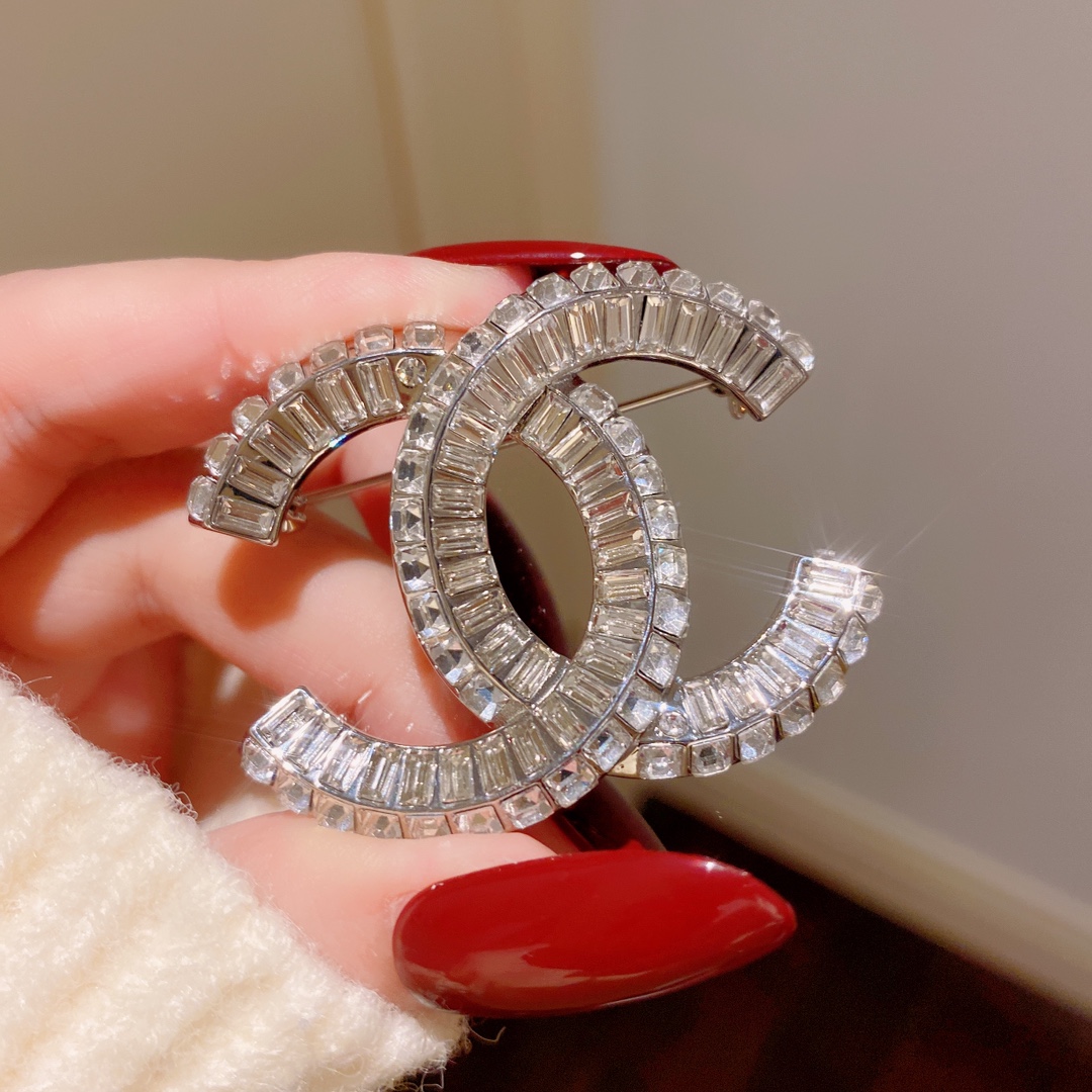 replica Chanel Rectangular Rhinestone CC Brooch - H Lin Jewelry