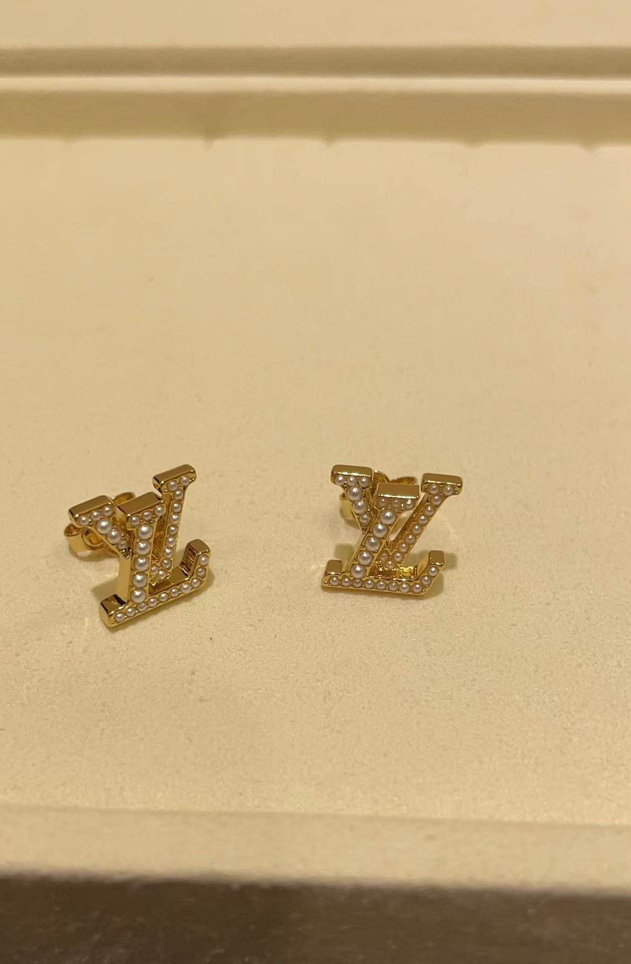 replica Louis Vuitton LV Letter Stud Earrings - H Lin Jewelry