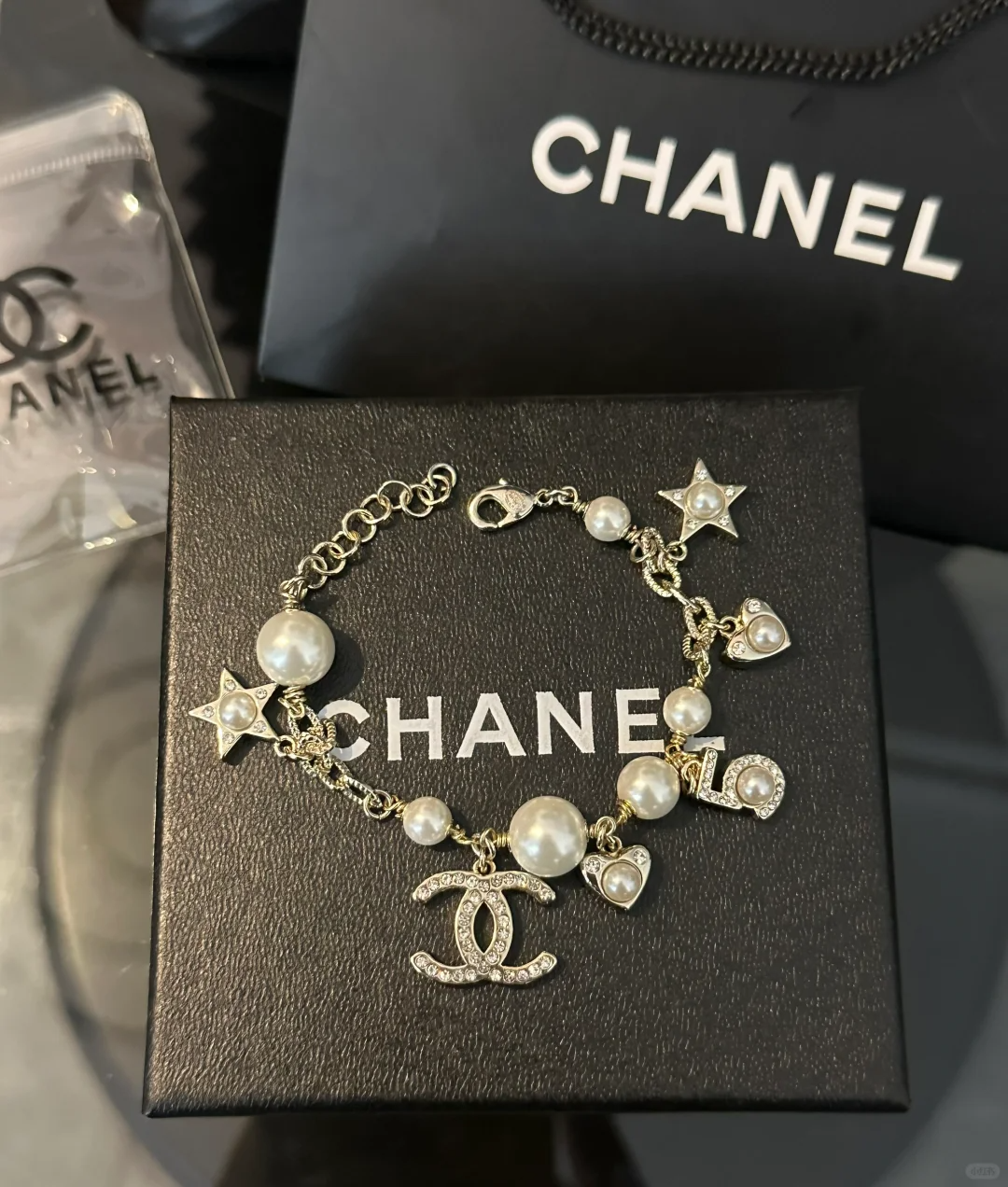 replica Chanel Heart Star NO.5 Pearl Bracelet - H Lin Jewelry