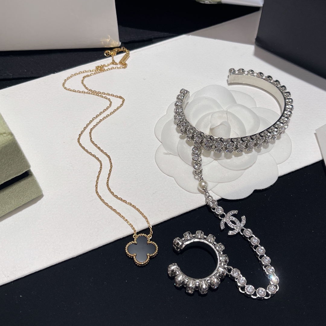 replica Chanel Hand Chain Hand Harness Open Cuff Bangle Bracelet Ring - H Lin Jewelry