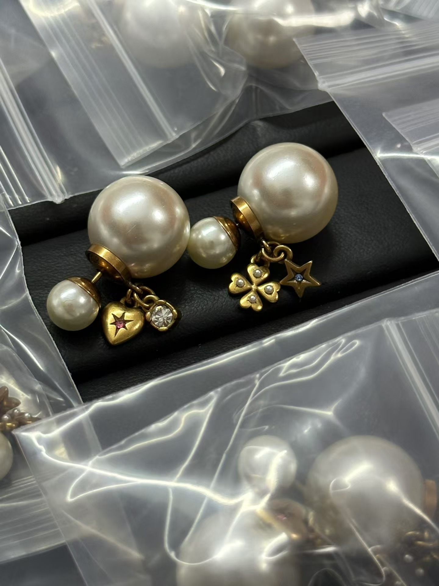 replica Dior Asymmetrical Charms Pearl Earrings - H Lin Jewelry