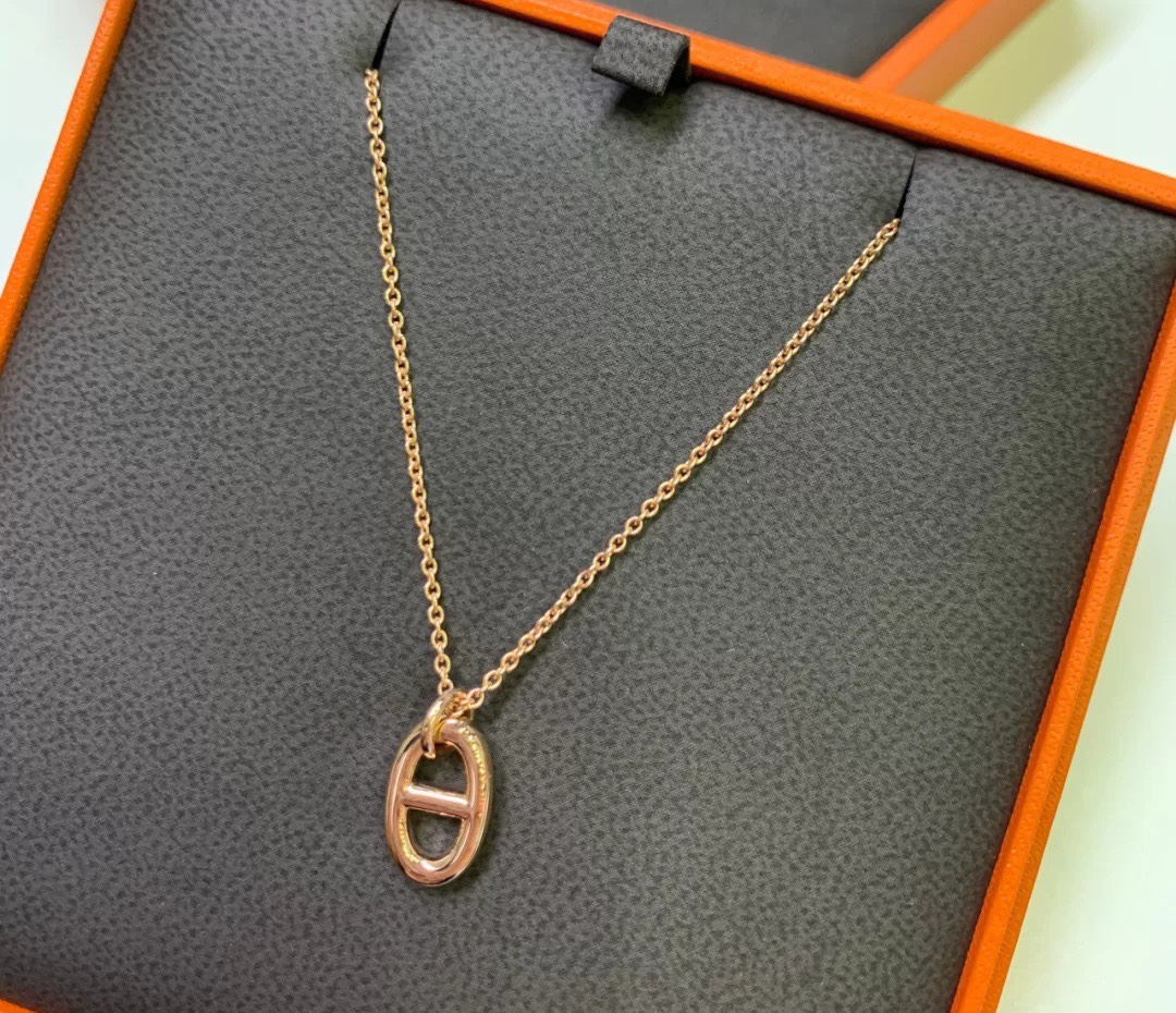 replica Hermes Pig Nose Pendant Necklace - No Diamond - H Lin Jewelry