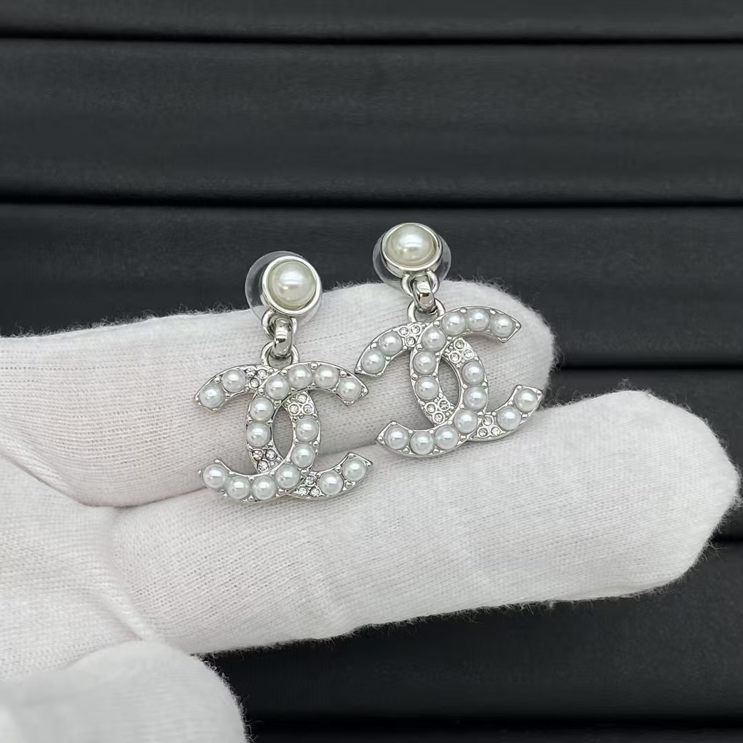 replica Chanel Pearl Double C Earrings - H Lin Jewelry