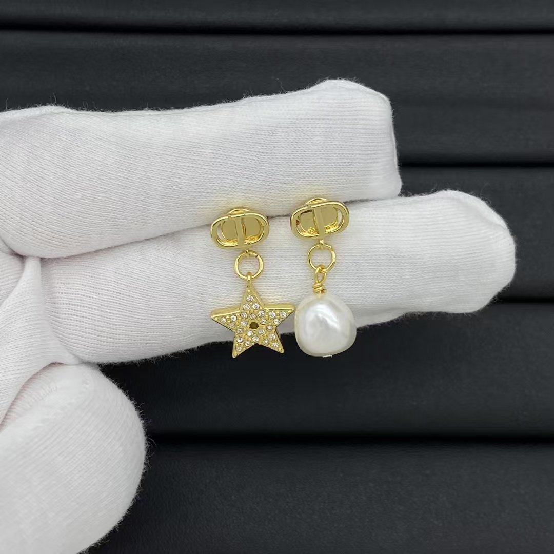 replica Dior Asymmetric Star Pearl Earrings - H Lin Jewelry