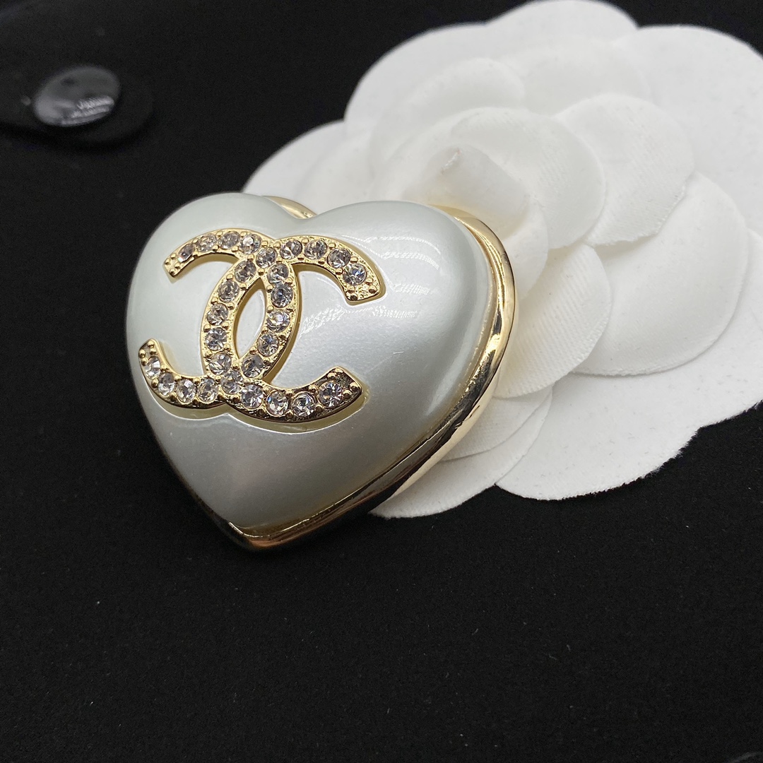 replica Chanel White Heart Brooch - H Lin Jewelry