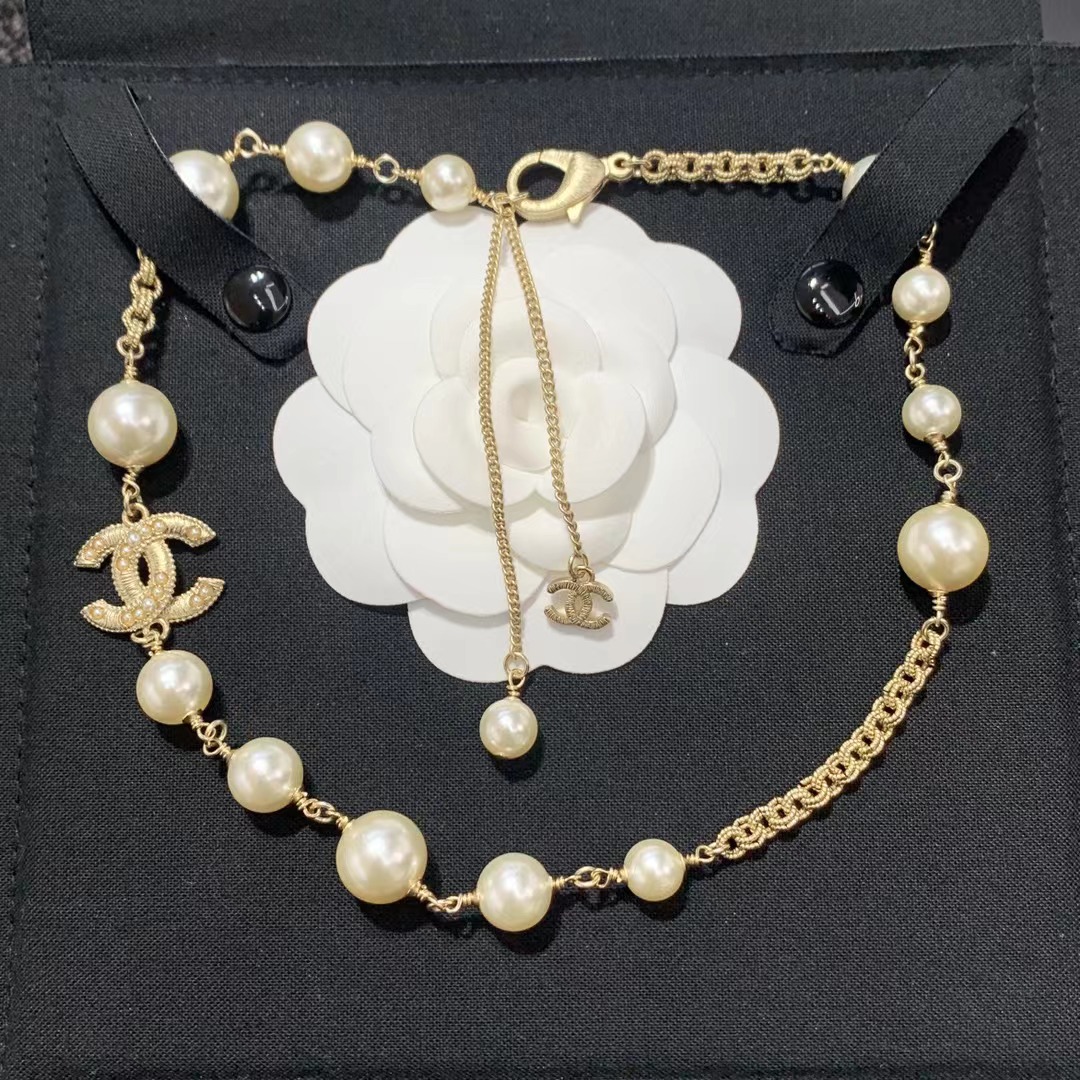 replica Chanel Double C  Pearl Choker Necklace - H Lin Jewelry
