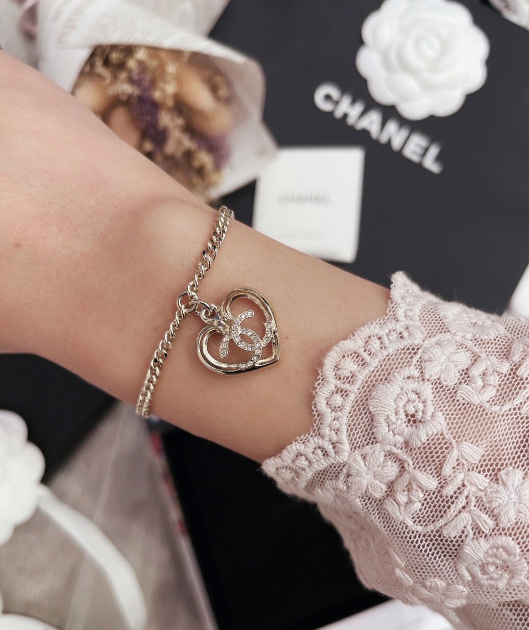 replica Chanel Hollow Heart Charm O Chain Bracelet - H Lin Jewelry