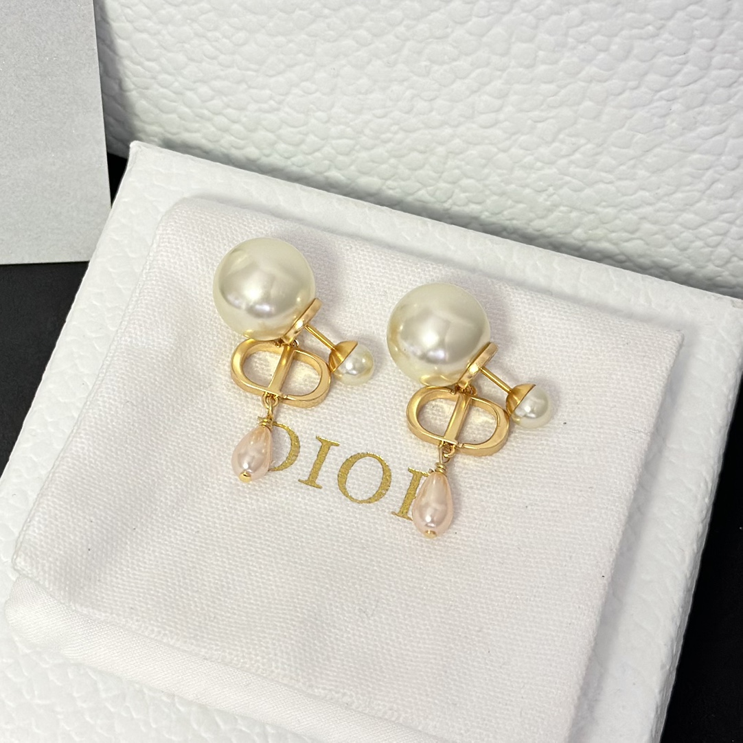 replica Dior Teardrop Pearl Earrings - H Lin Jewelry