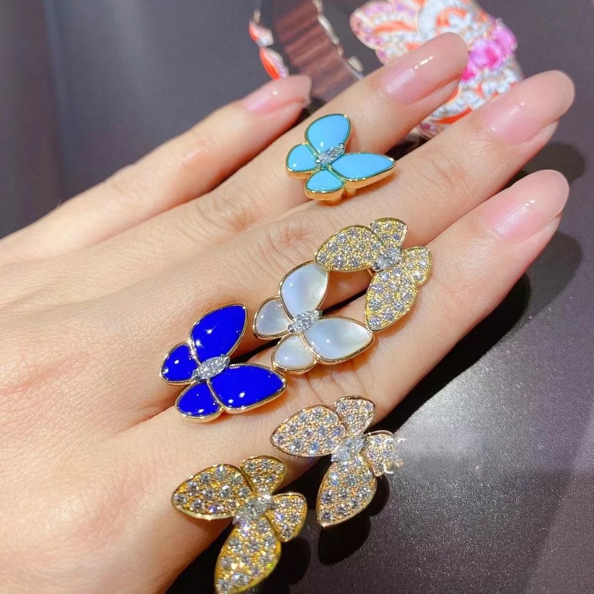 replica Van Cleef & Arpels Two Butterfly Between Finger Ring - H Lin Jewelry