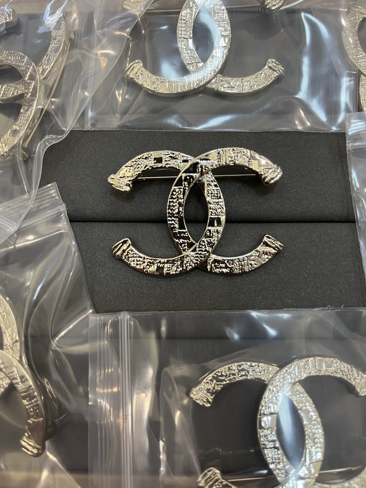 replica Chanel Minimalist CC Brooch - H Lin Jewelry