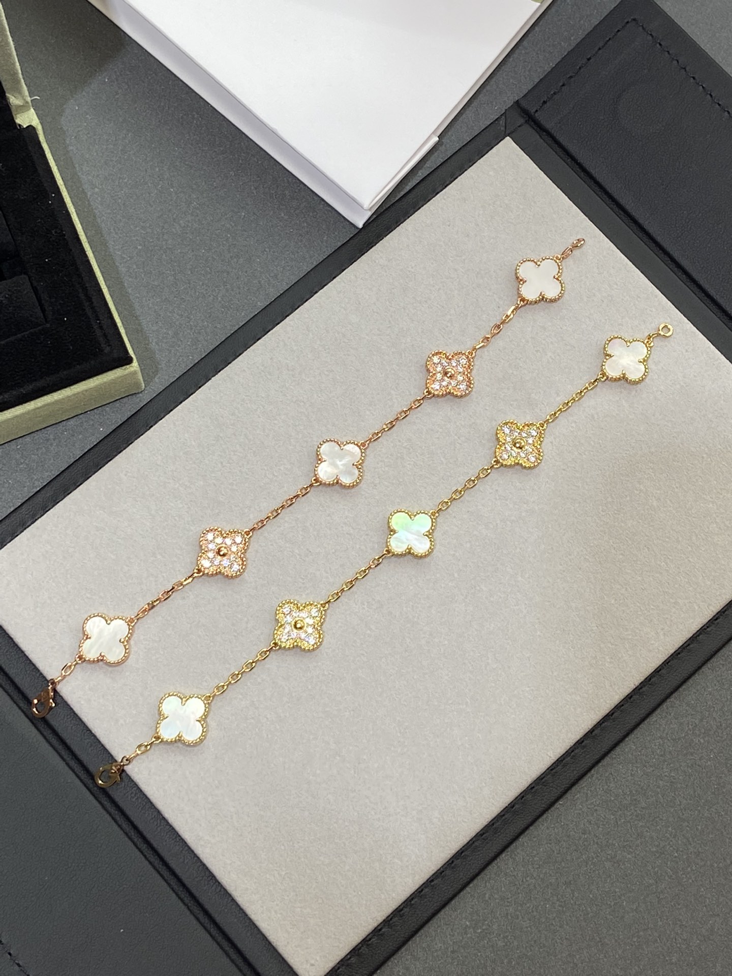 replica Van Cleef & Arpels Diamond & White Clover Vintage Alhambra Bracelet ,5 Motifs - H Lin Jewelry