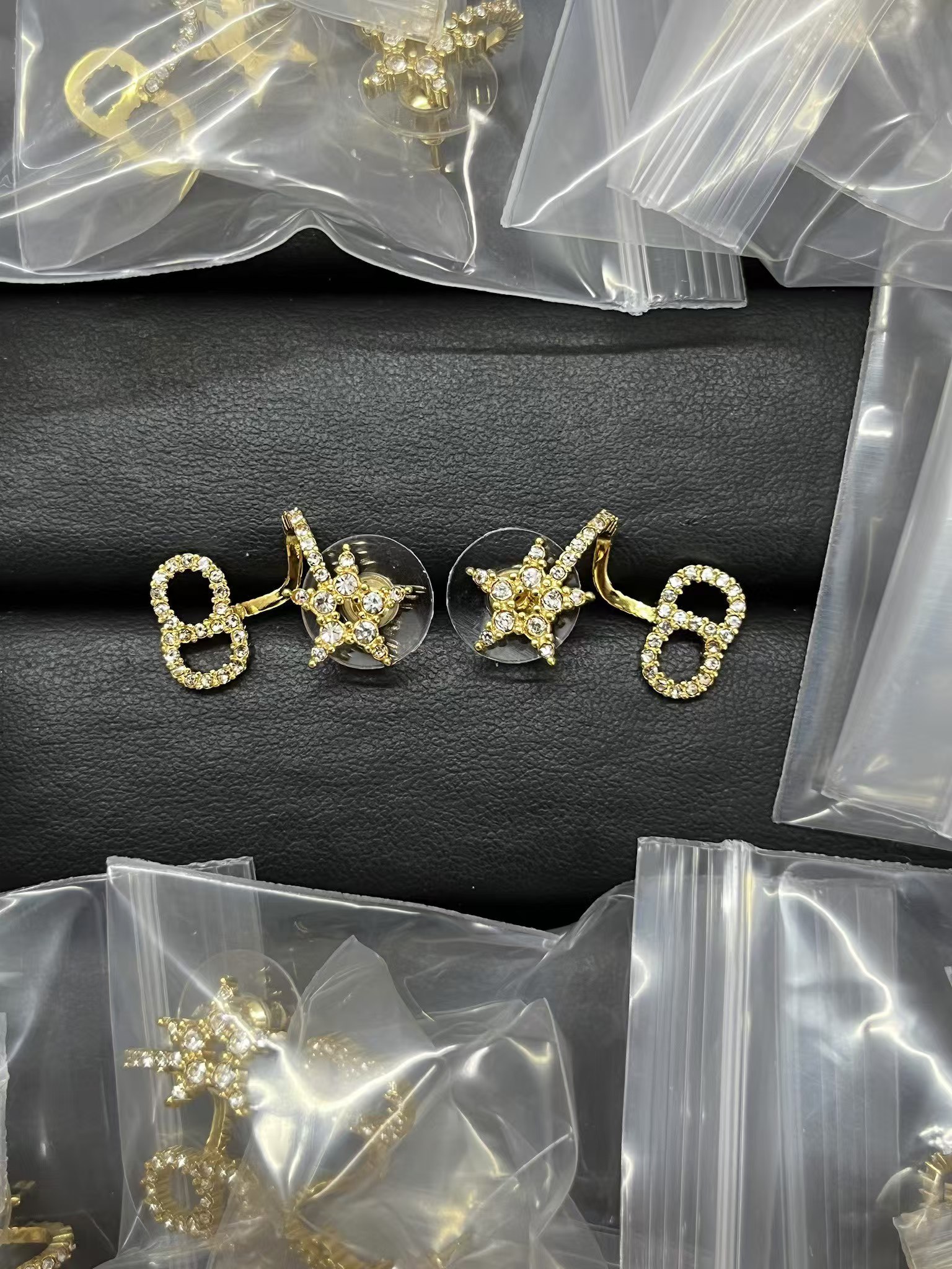 replica Dior Star Screw CD Earrings - H Lin Jewelry