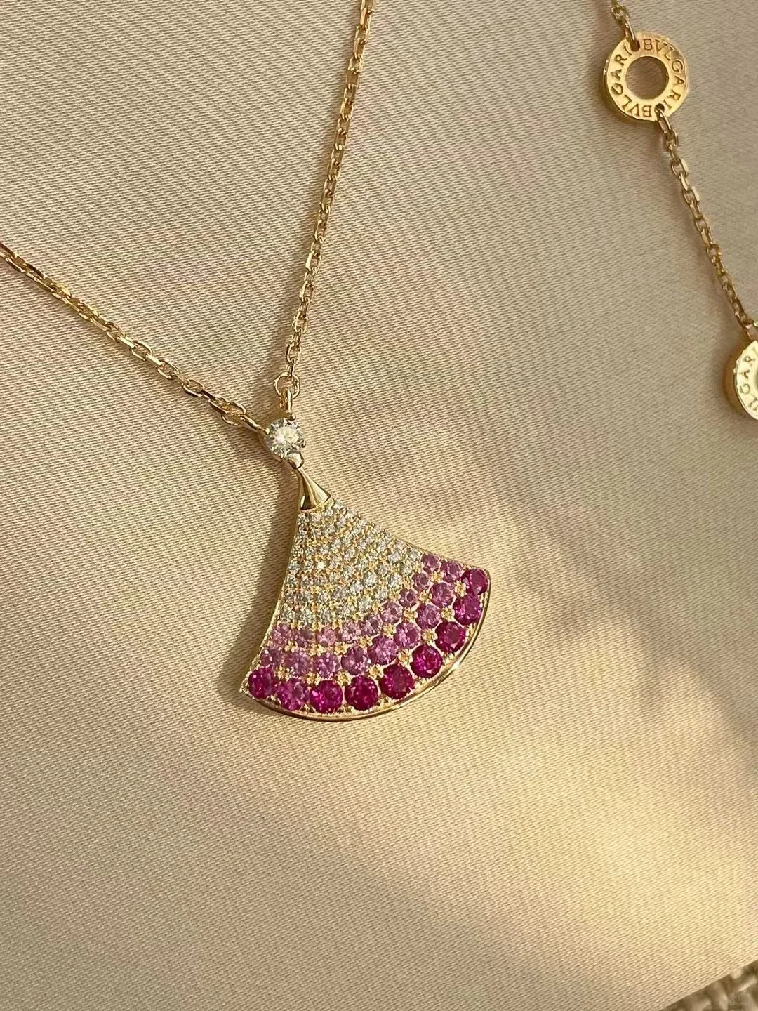 replica Bvlgari Divas' Dream Necklace - H Lin Jewelry