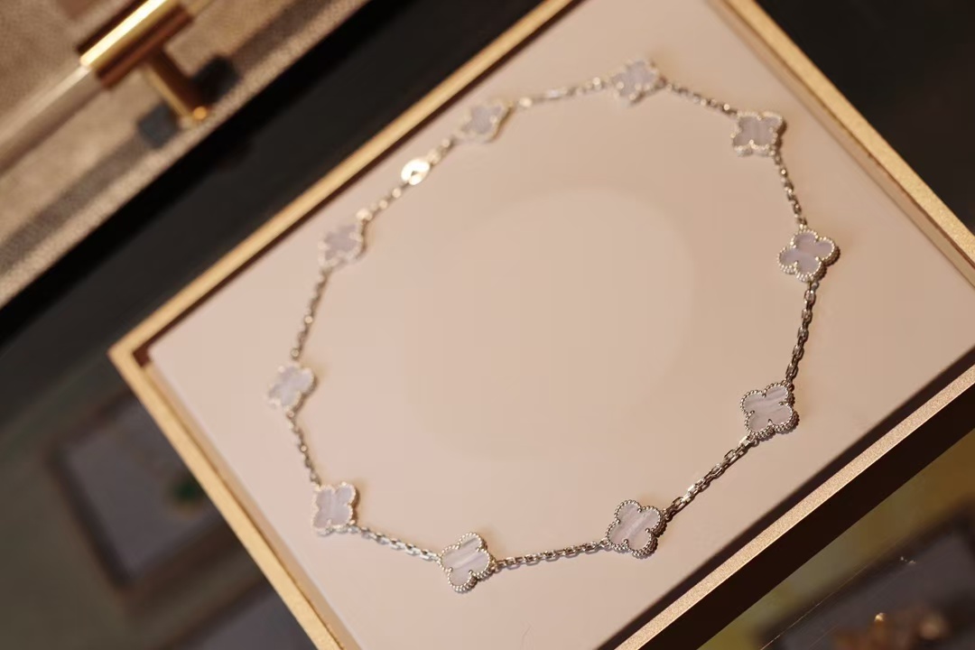 replica Van Cleef & Arpels Vintage Alhambra Necklace, 10 Motifs - H Lin Jewelry