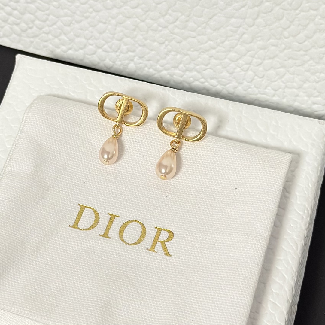 replica Dior Pink Teardrop Pearl Earrings - H Lin Jewelry