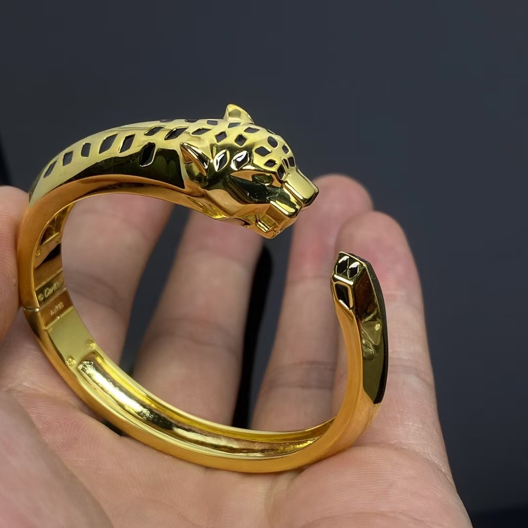 replica Cartier Leopard Head Panthère de Bracelet Bangle - H Lin Jewelry