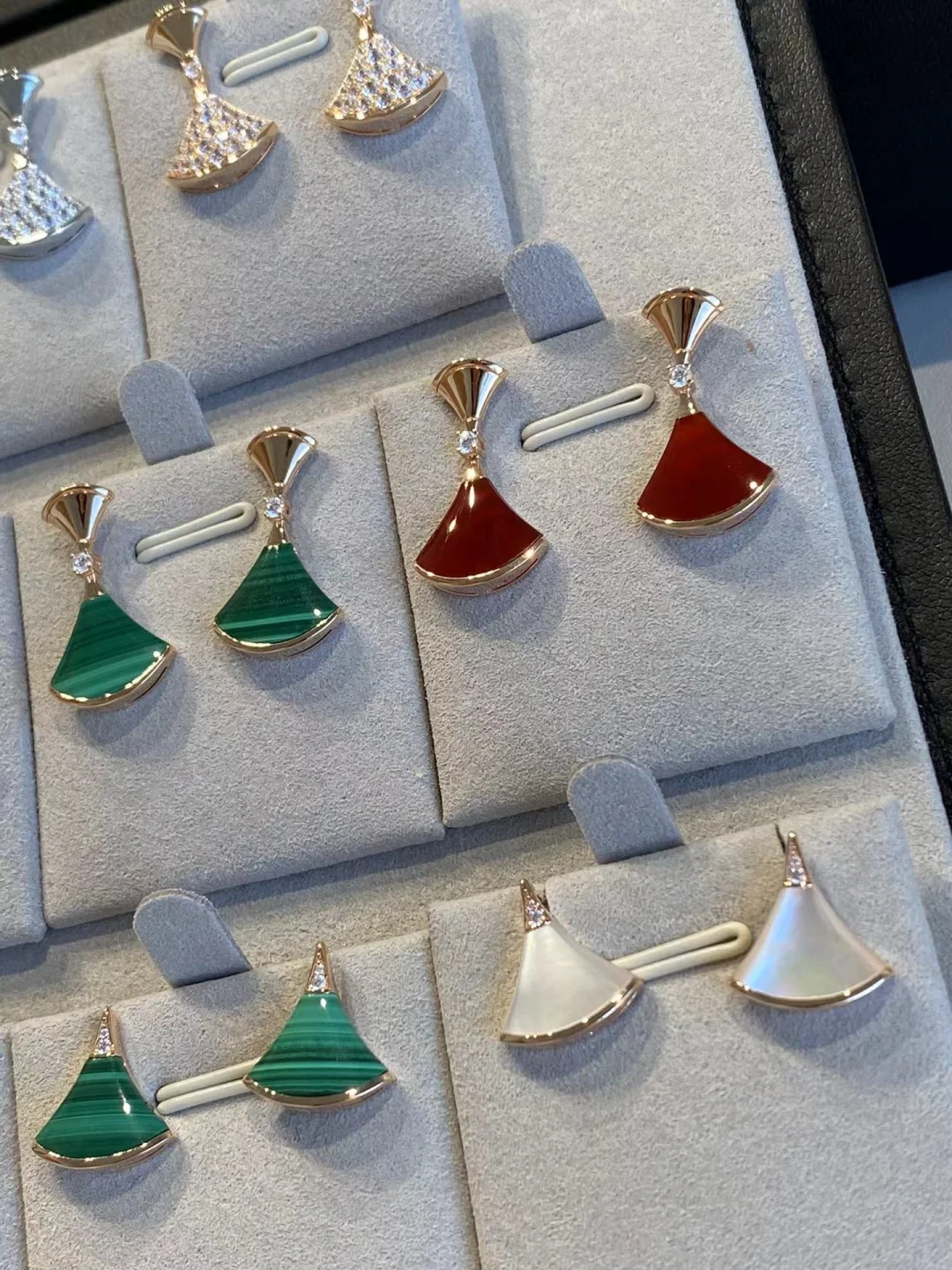 replica Bvlgari Divas’ Dream Earrings - H Lin Jewelry