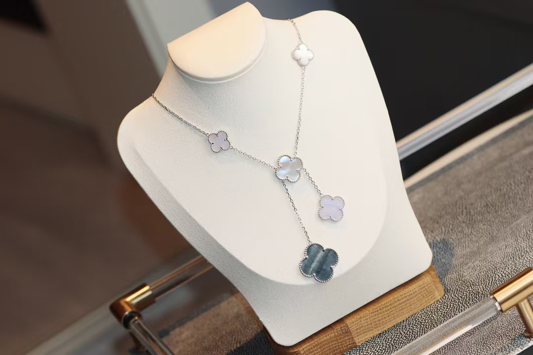 replica Van Cleef & Arpels Magic Alhambra Necklace, 6 Motifs - H Lin Jewelry