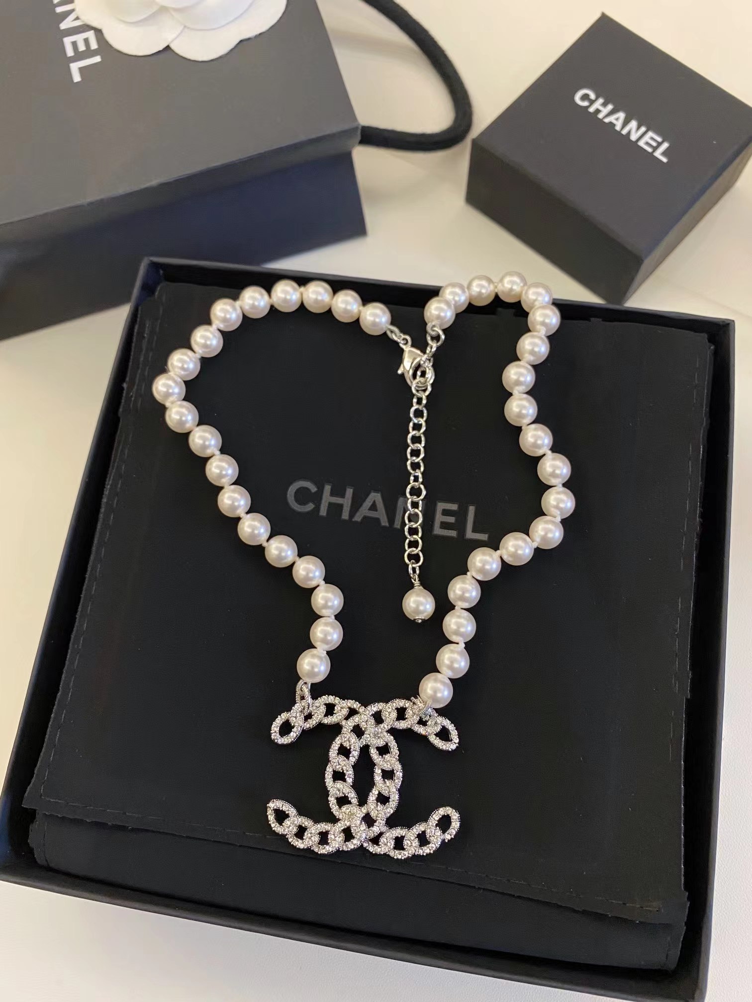 replica Chanel Hollow Big Double C Pendant Pearl Necklace - H Lin Jewelry