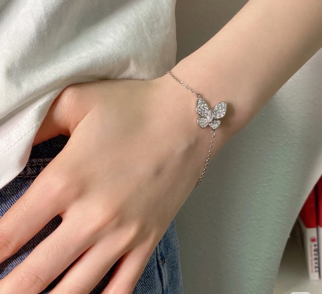 replica Van Cleef & Arpels Fauna Sweet Butterfly Bracelet, 1 Motif - H Lin Jewelry