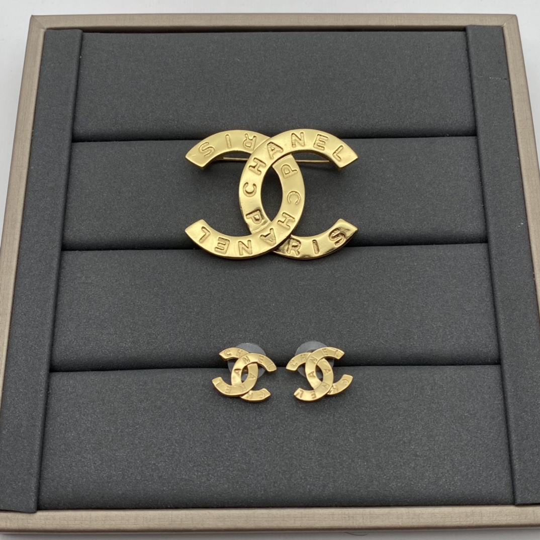 replica Chanel Debossed Monogram Brooch Earrings - H Lin Jewelry