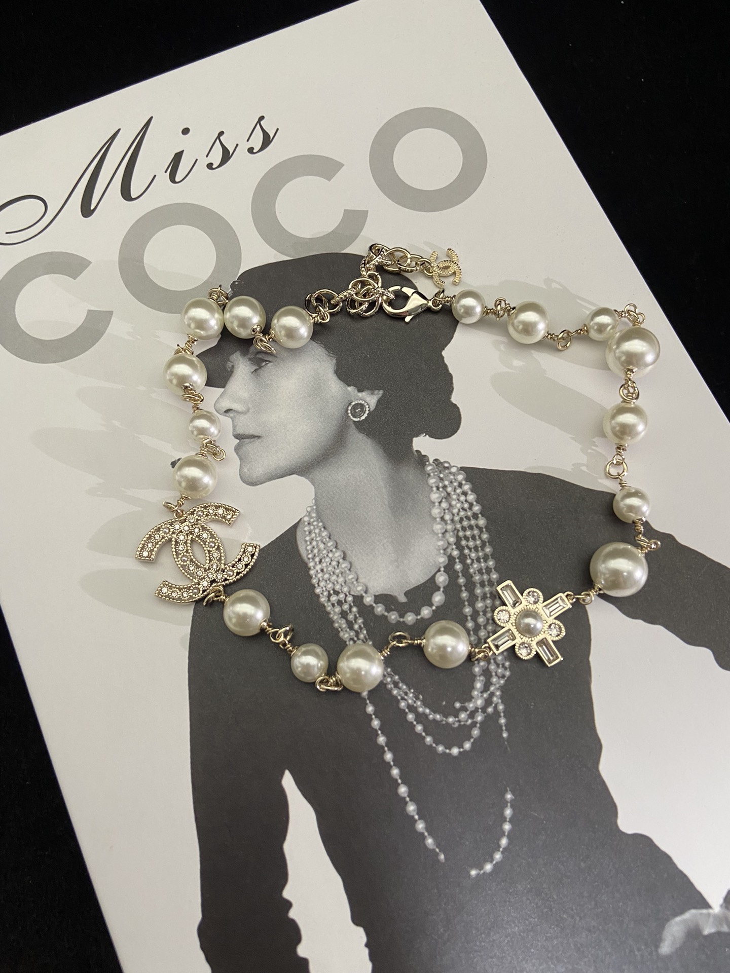 replica Chanel Pearl Brooch Earrings Bracelet Necklace - H Lin Jewelry