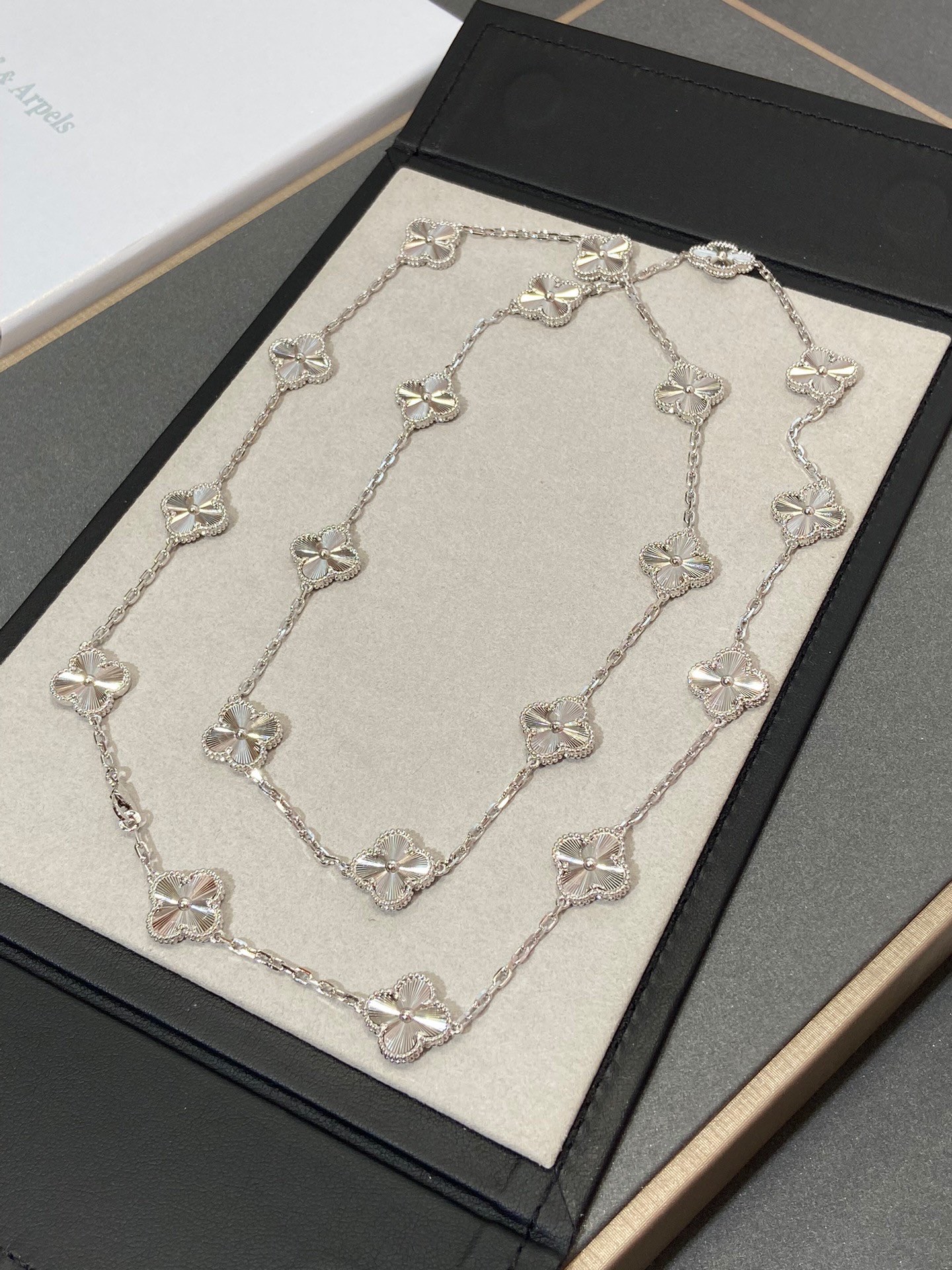replica Van Cleef & Arpels White Laser Clover Vintage Alhambra Long Necklace, 20 Motifs - H Lin Jewelry