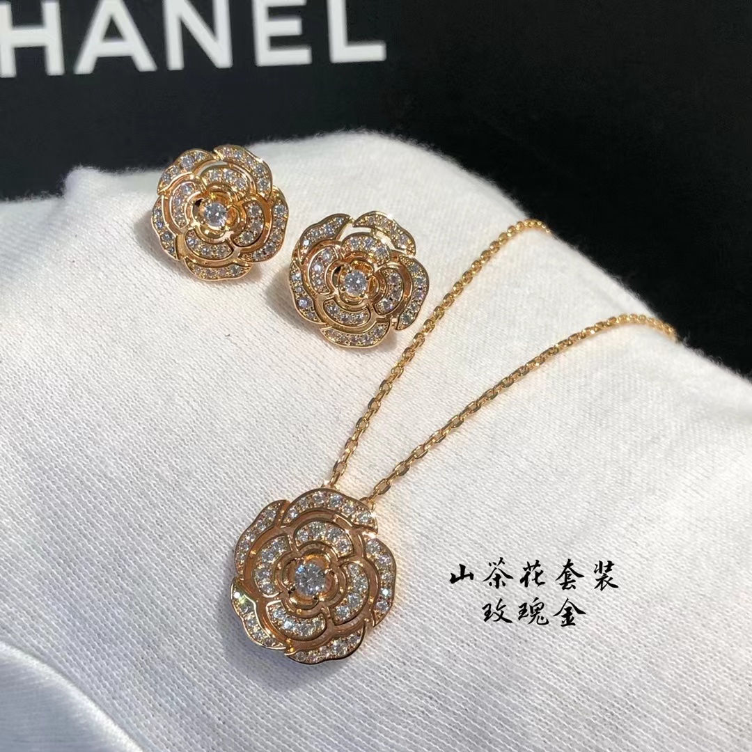 replica Chanel Diamond Camellia Flower Pendant Necklace - H Lin Jewelry