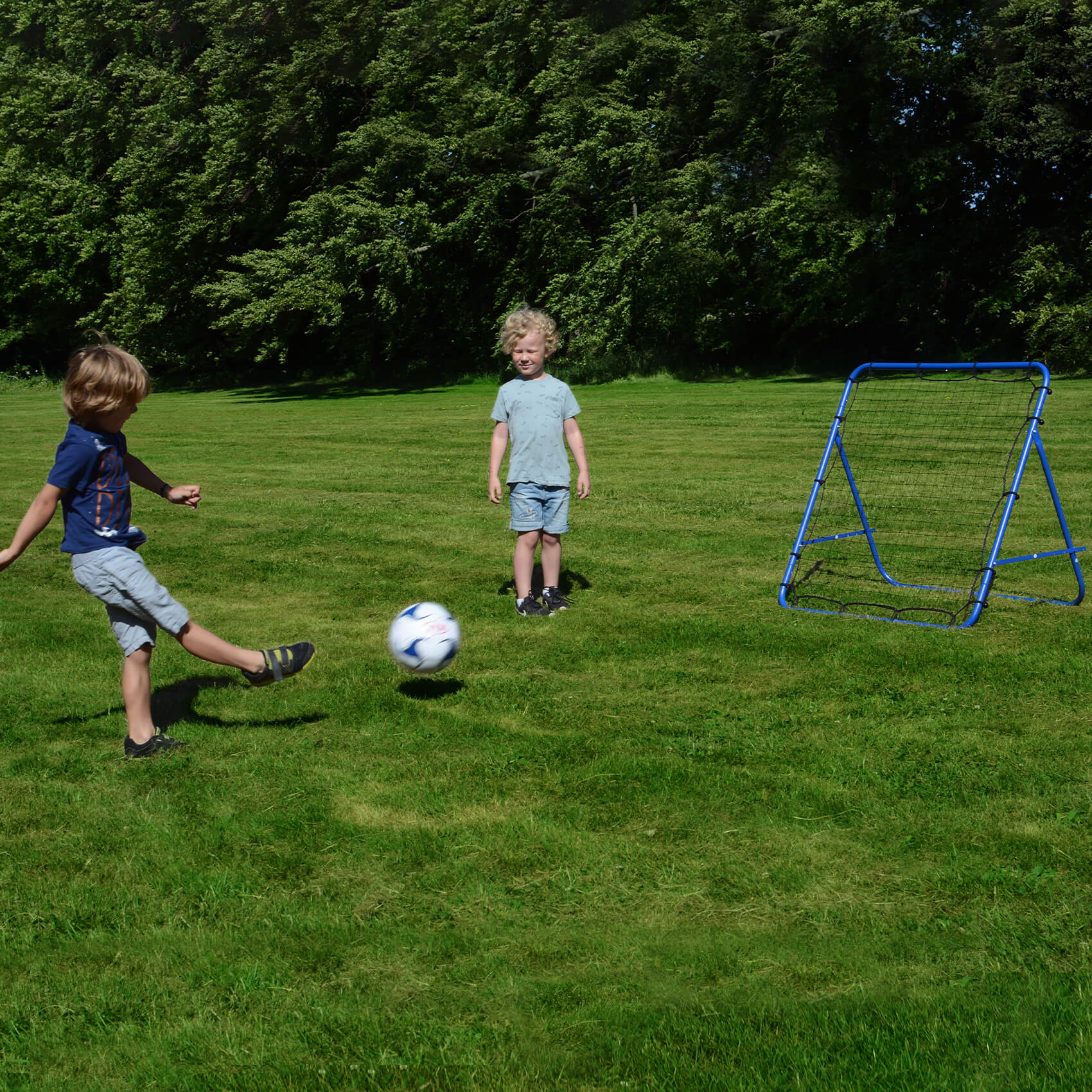 Football Ball Rebounder (100cm)