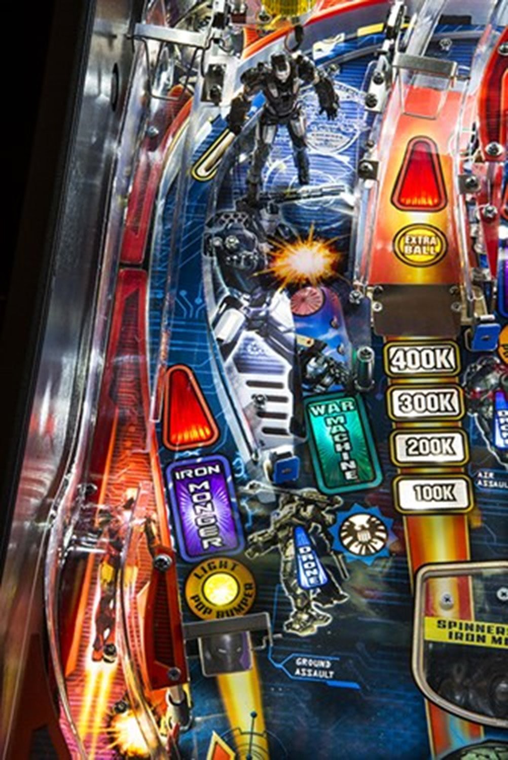 Stern Iron Man Pinball Machine