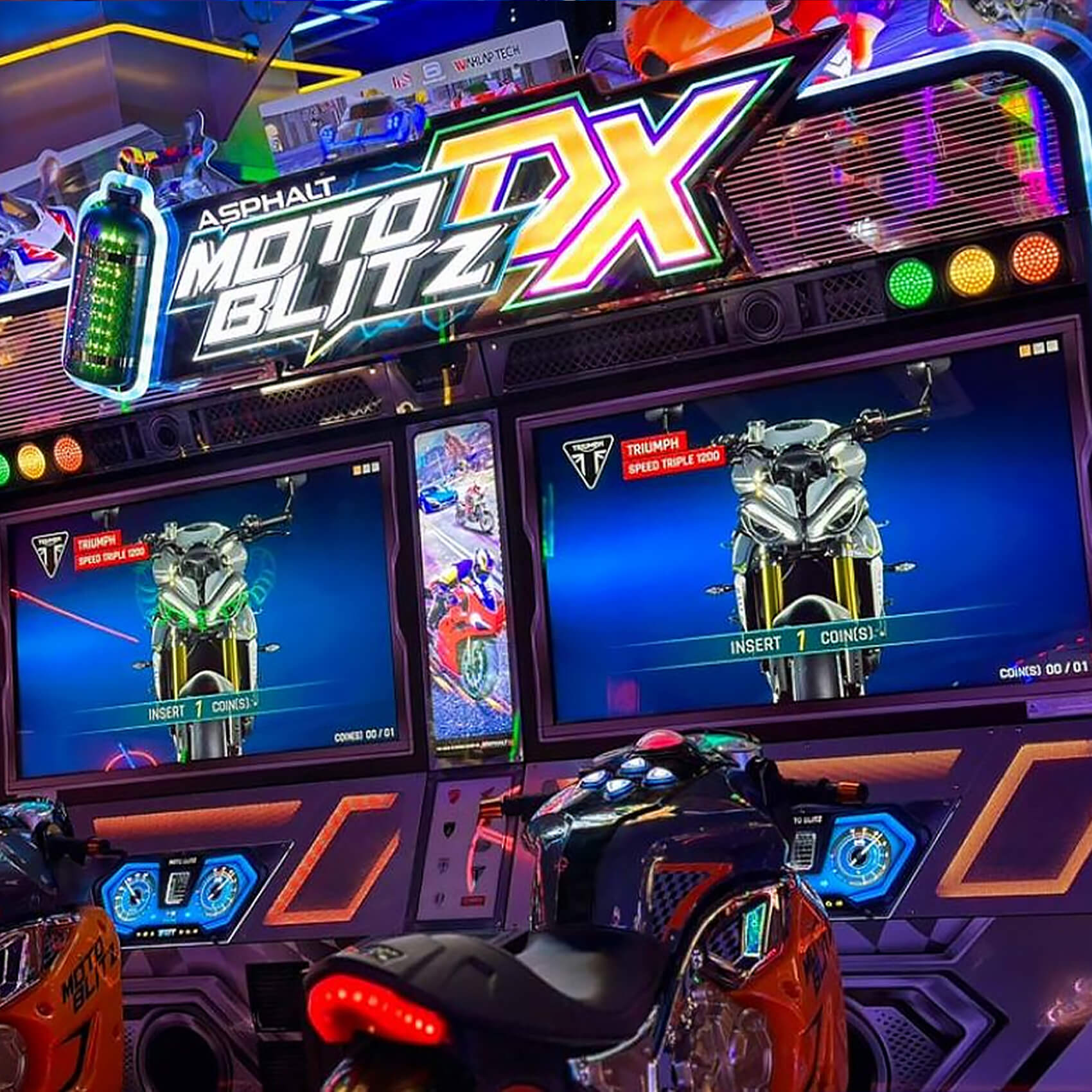 SEGA Asphalt Moto Blitz Motion Twin Arcade Machine